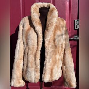 RELATIVITY sM gorgeous faux fur-LOOKS NEW-honey blond-side pockets-satiny lining